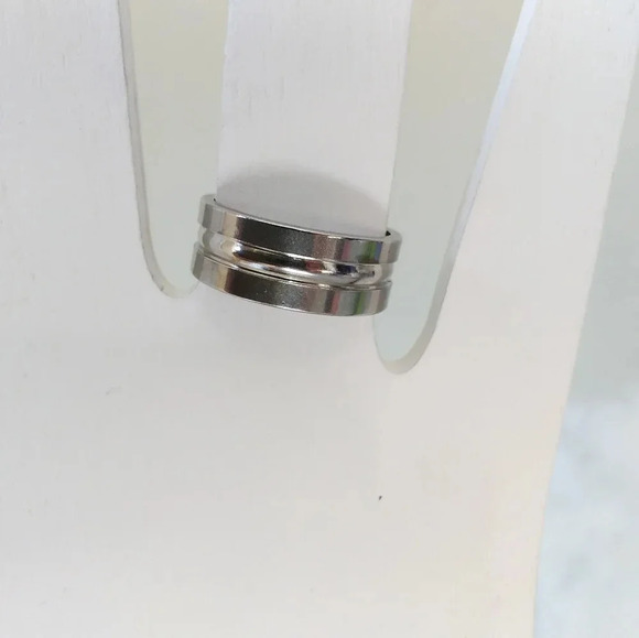 Size 6 Grooved Unisex Stainless Steel Ring - Picture 4 of 9